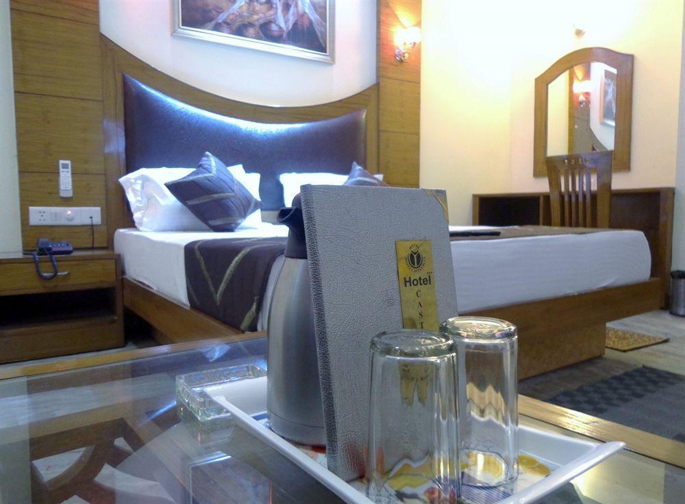 Hotel Castle Blue New Delhi Near Igi Airport Zewnętrze zdjęcie